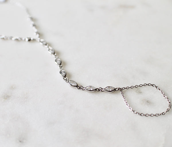 Taylor hand chain bracelet