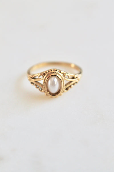 Marcelle pearl gold ring
