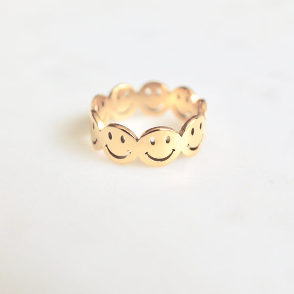Smiley ring