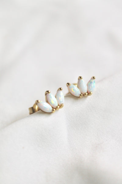 Sonya stud earrings