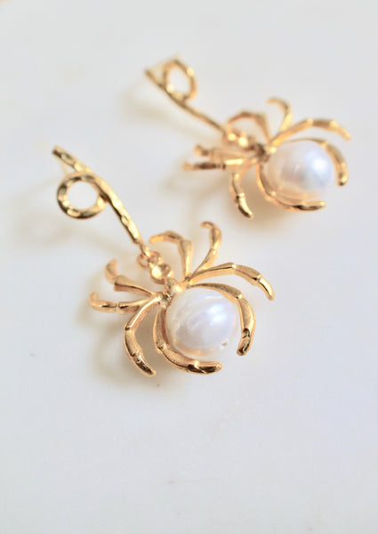 Charlotte pearl earrings