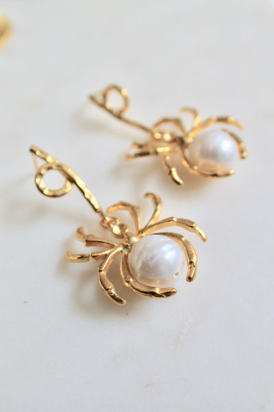 Charlotte pearl earrings