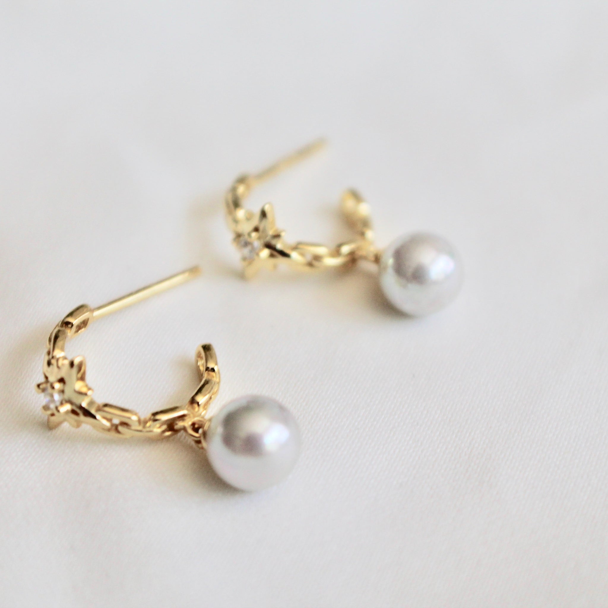 Pearl star hoop earrings