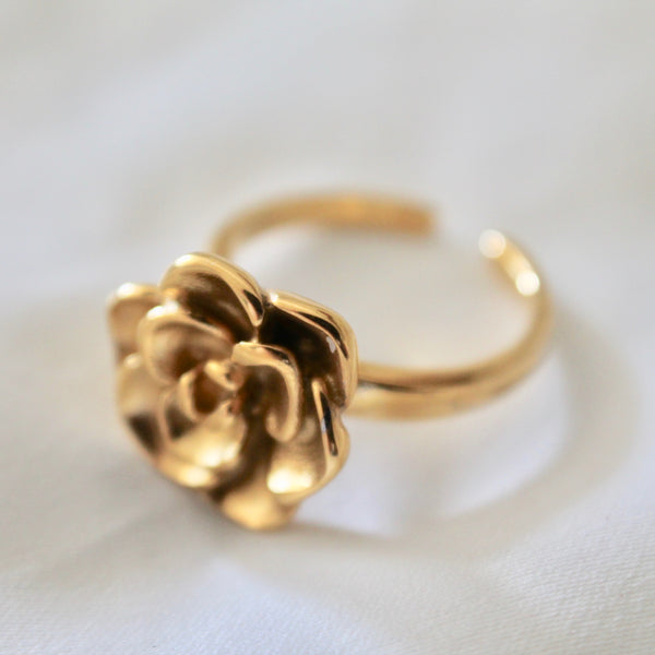 Fleur gold ring