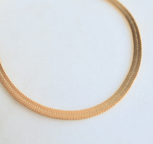 3 mm herringbone bracelet