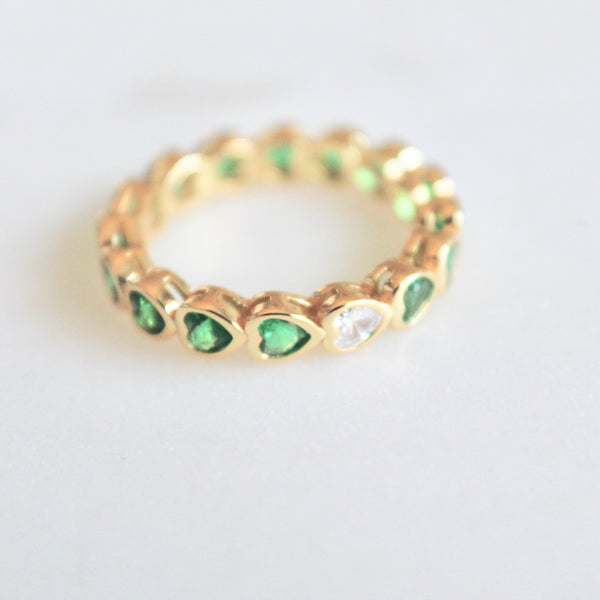 Green heart ring