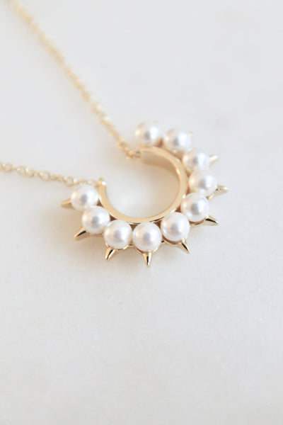 Pearl burst dainty necklace