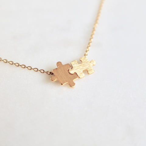 Puzzle dainty necklace