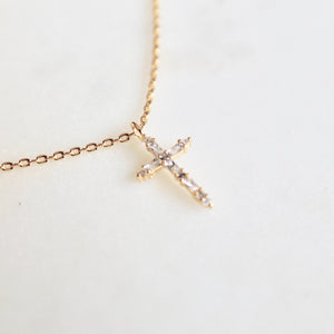 Dainty cross necklace