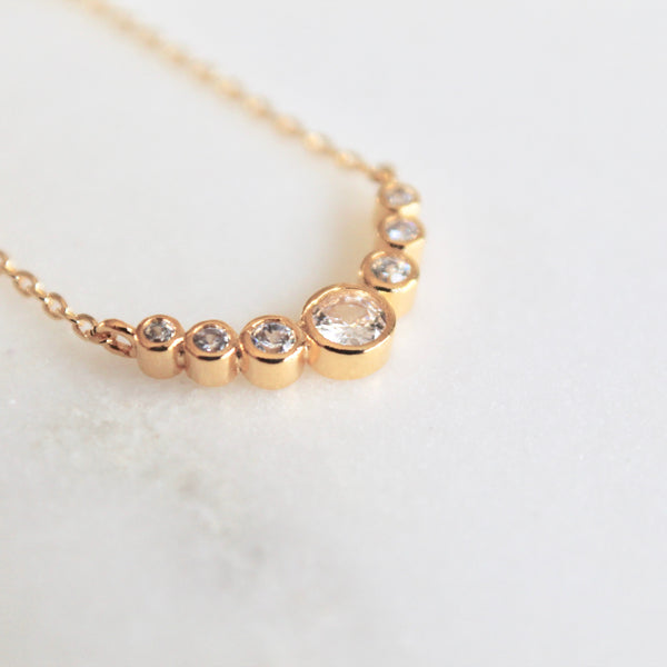 Bubbly diamonds dainty necklace
