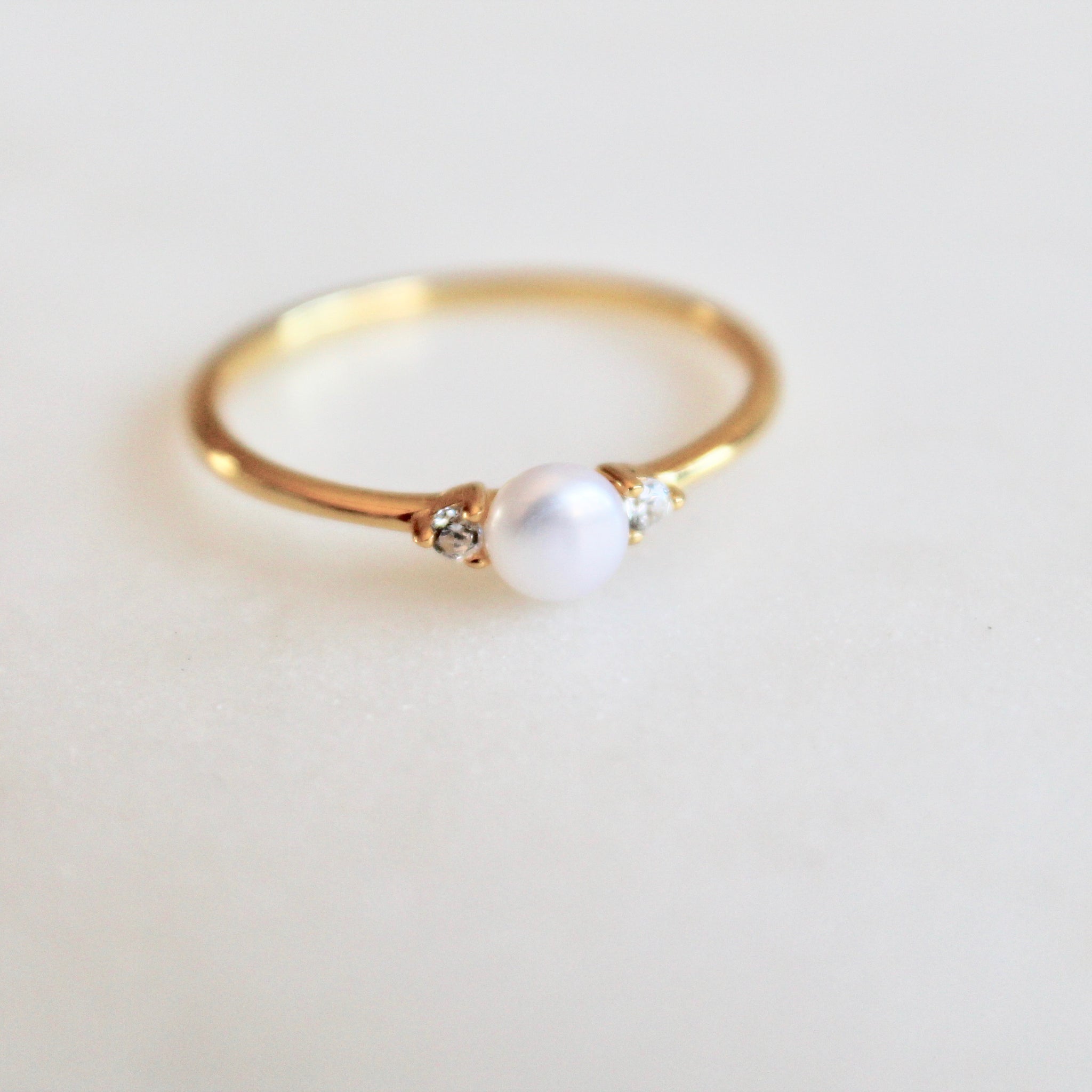 Tessa pearl ring