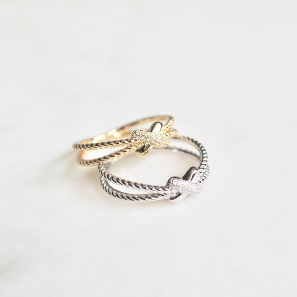 Lucy knot ring