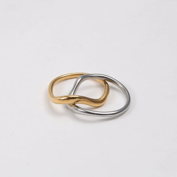 Interlocking ring