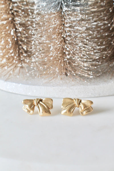 Bow earrings