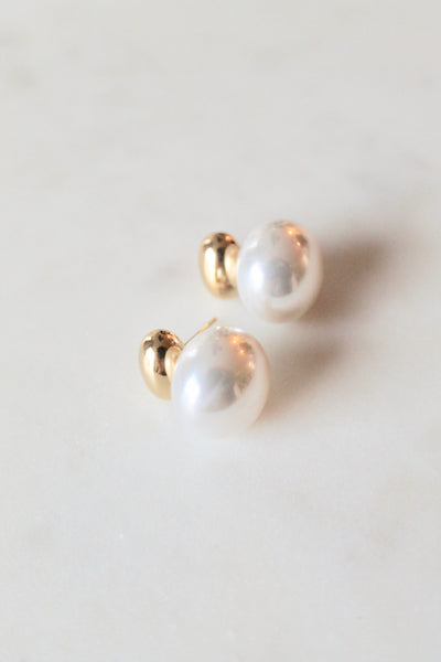 Mia pearl earrings