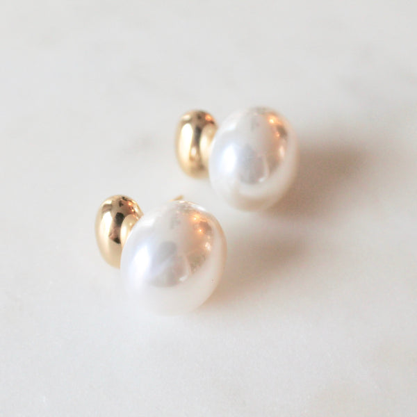 Mia pearl earrings