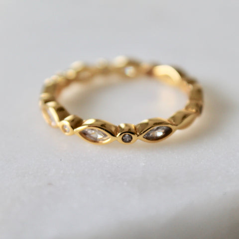 Adrianna ring