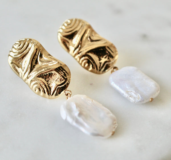Jazmine pearl earrings