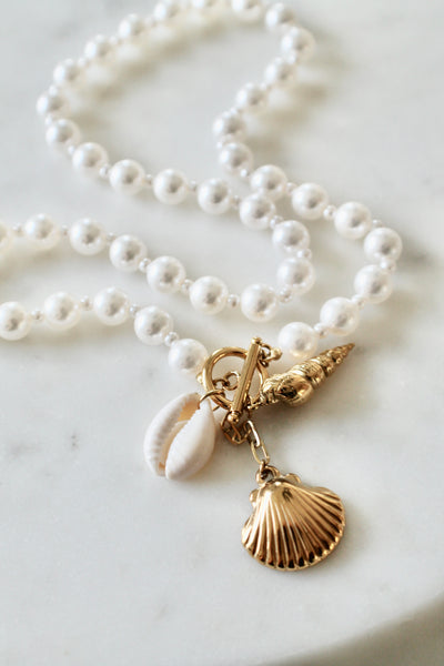 Pearl charm necklace