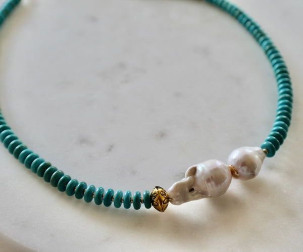 Baroque pearl necklace