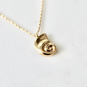 Sea shell necklace