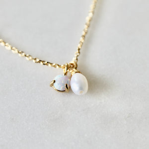 Opal pearl necklace