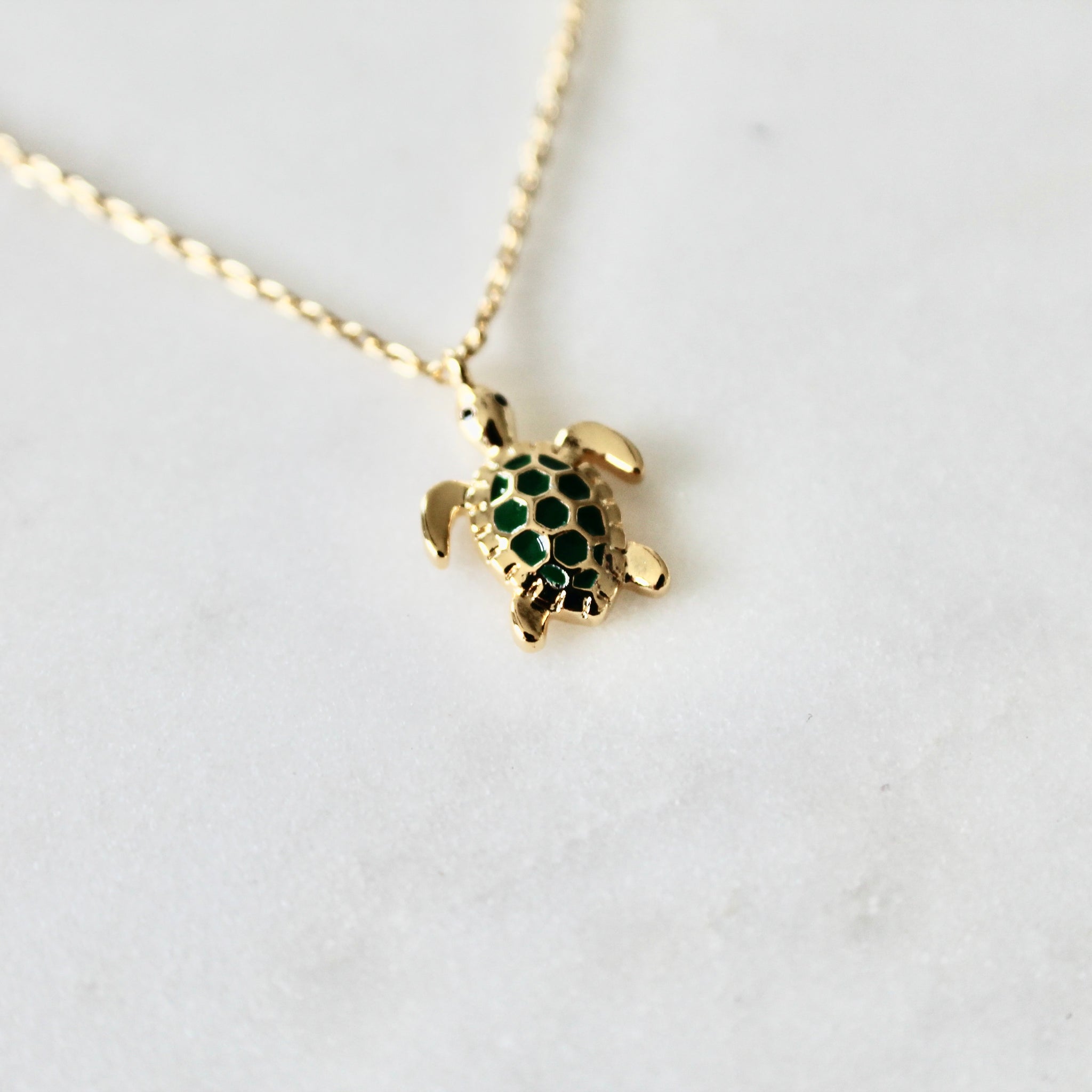 Green turtle necklace