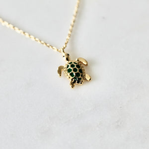 Green turtle necklace