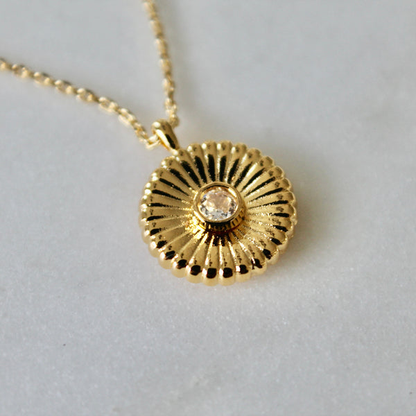 Sara dainty necklace