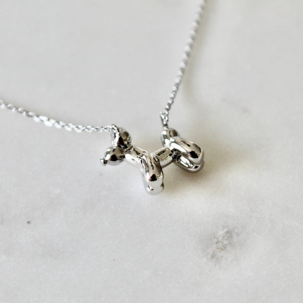 Baloon dog dainty necklace