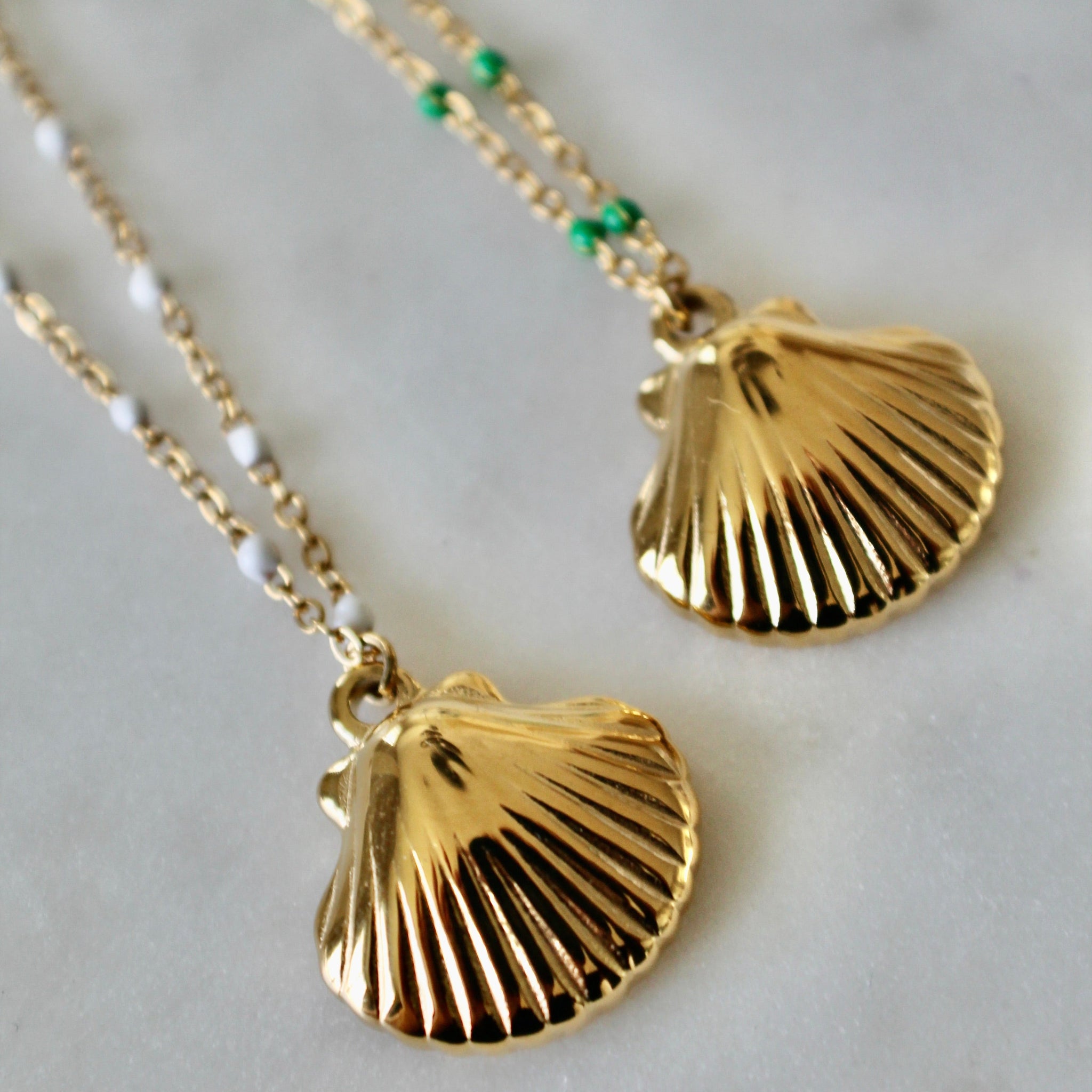 Bead sea shell necklace