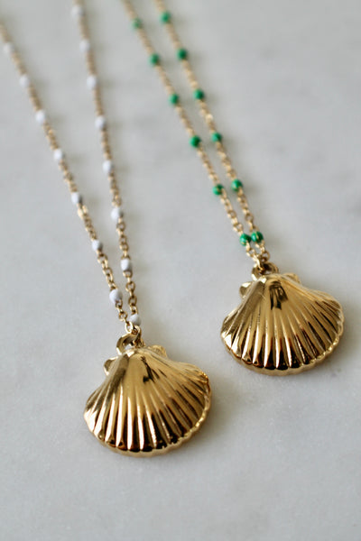 Bead sea shell necklace