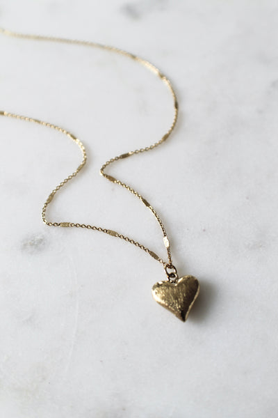 Heart pendant gold necklace