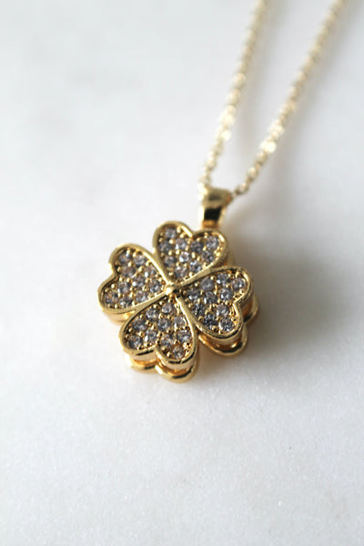 Clover spinner necklace