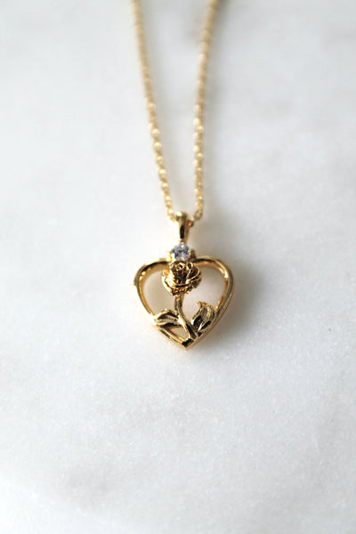 Heart rose necklace