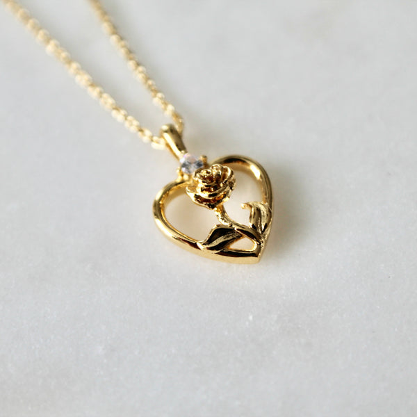 Heart rose necklace