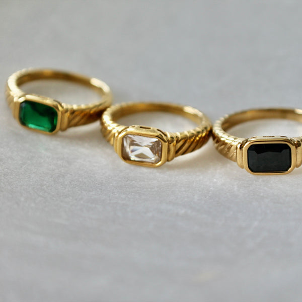 Irina ring - Lily Lough 