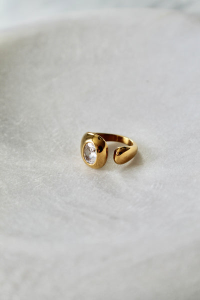 Elsa ring - Lily Lough 