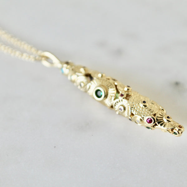 Souvenir necklace - Lily Lough 