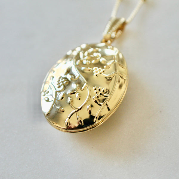 Flower locket necklace - Lily Lough 