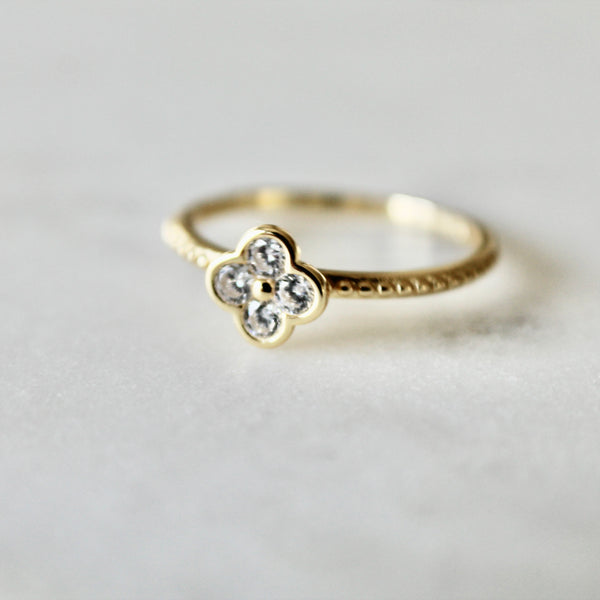 Clover ring - Lily Lough 