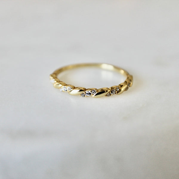 Maya ring - Lily Lough 