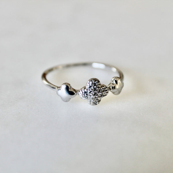 Shamrocks ring - Lily Lough 