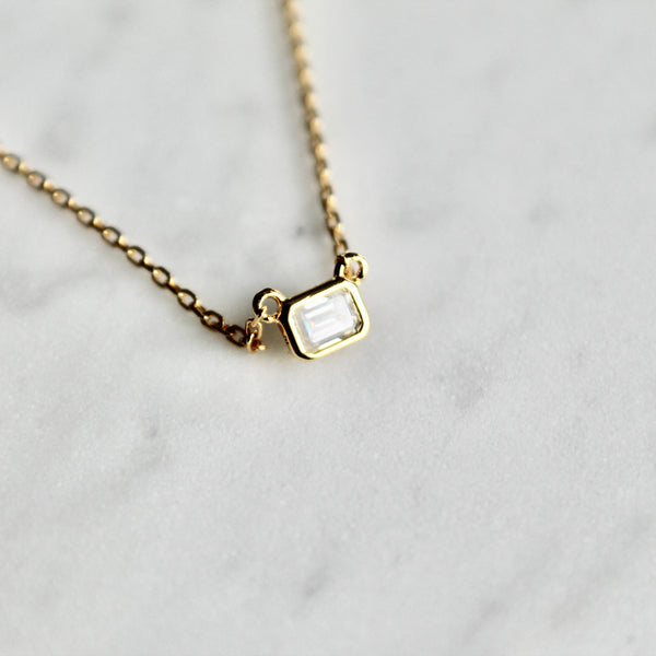 Moissanite stones necklace