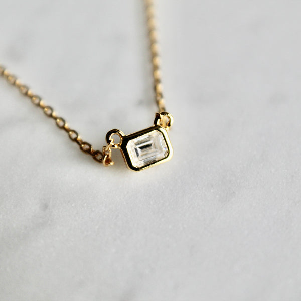 Moissanite stones necklace