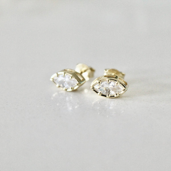 Perfect stud earrings