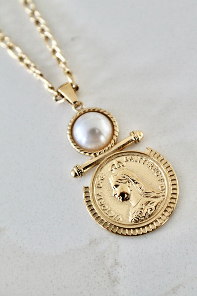 Epress pearl drop necklace