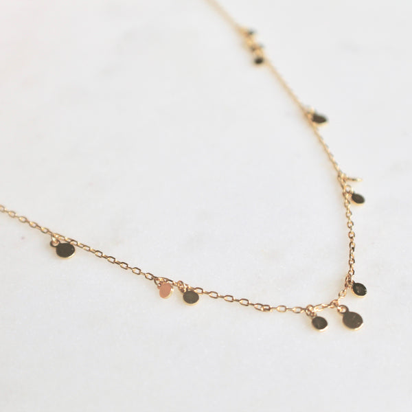 Tiny discs choker necklace