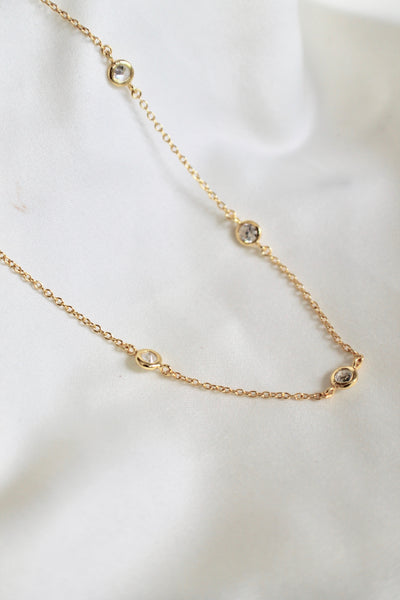 Bezel choker necklace