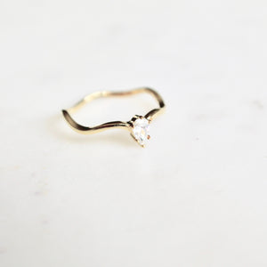 Brianna dainty ring